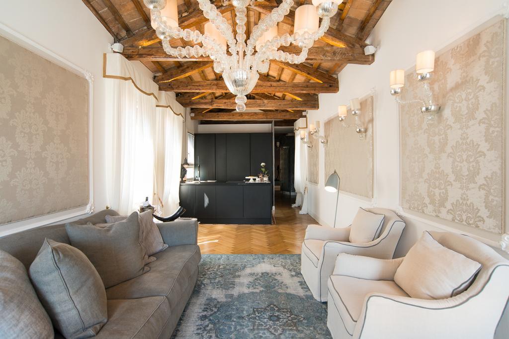 Rialto Terrace On The Grand Canal Венеция Номер фото