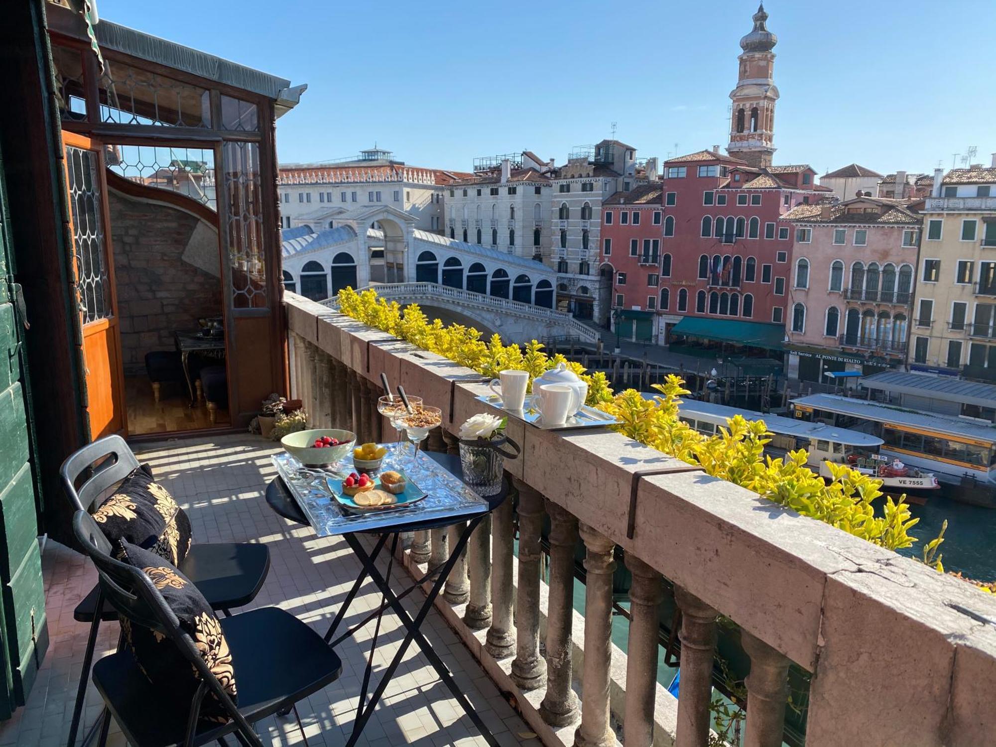 Rialto Terrace On The Grand Canal Венеция Экстерьер фото