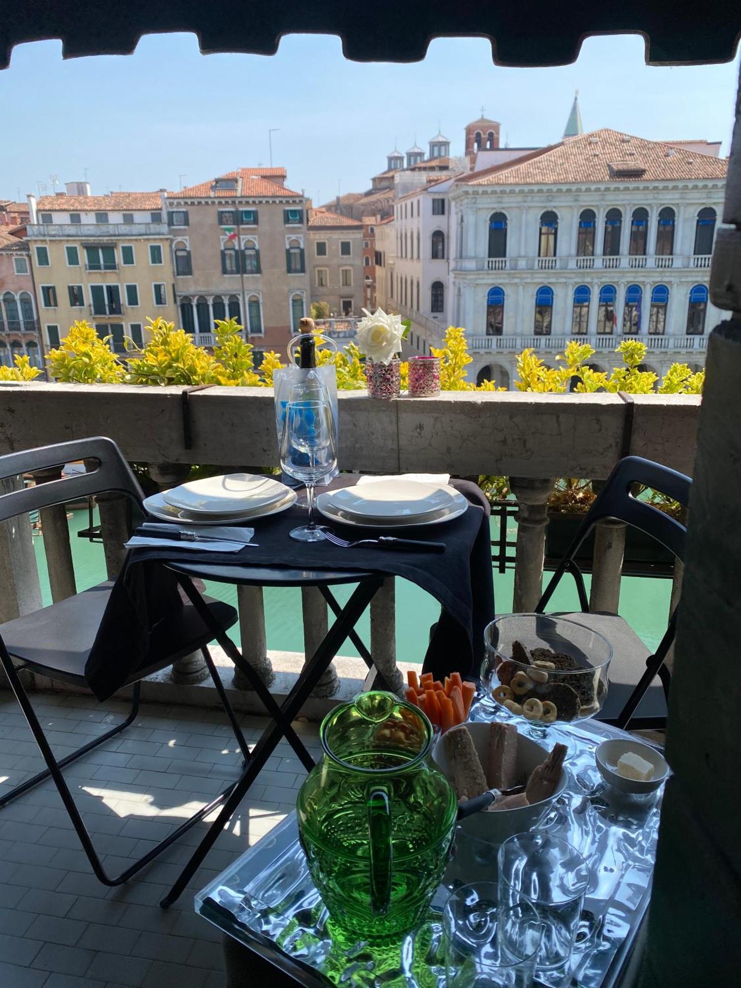 Rialto Terrace On The Grand Canal Венеция Экстерьер фото